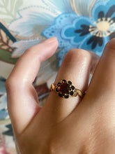 Load image into Gallery viewer, 14k Gold Vintage Garnet Ring