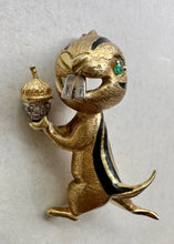 Load image into Gallery viewer, 18k Gold, Diamond and Emerald Chipmunk Pin
