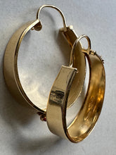 Load image into Gallery viewer, 18k Gold Hoop Earrings by Corletto