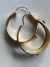 Load image into Gallery viewer, 18k Gold Hoop Earrings by Corletto