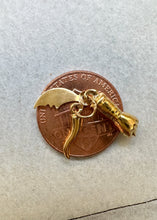 Load image into Gallery viewer, 18k Gold Mini Figa Cornicello & Moon Pendant