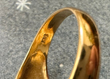 Load image into Gallery viewer, 18k Gold & Moonstone Cat with Paws Ring