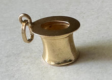 Load image into Gallery viewer, 18k Gold Top Hat Charm or Pendant - Fine Jewelry