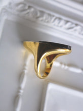 Load image into Gallery viewer, 18k Onyx & Diamond Statement Ring - Fine Jewelry