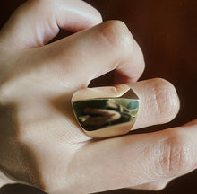 Load image into Gallery viewer, Bold Modern Architectural 14k Gold Ring