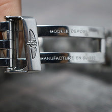 Load image into Gallery viewer, Breitling Galactic 30