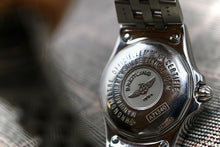 Load image into Gallery viewer, Breitling Galactic 30