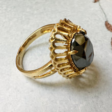 Load image into Gallery viewer, Corletto Black Spinel &amp; 18k Gold 1960s Ring - Rings