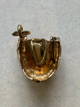 Load image into Gallery viewer, 14k Gold Vintage Chattering Teeth Charm