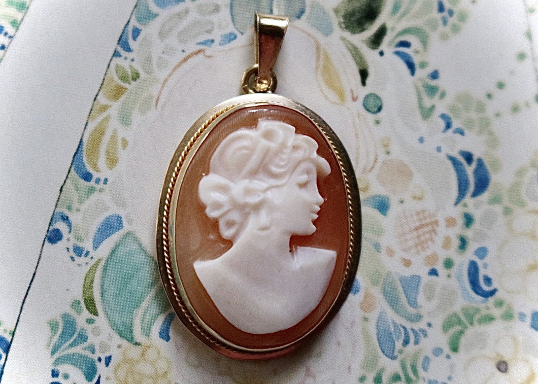 14k Gold Italian Shell Cameo