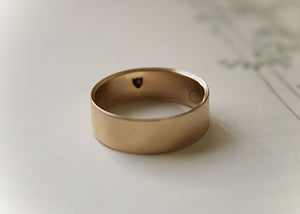 18k Gold “1875” Ring - Fine jewelry