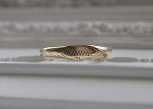 18k Gold Swedish “Minne” Ring