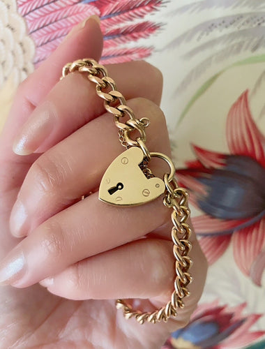 9k Gold Charm Bracelet with Heart Padlock Hallmarked for 