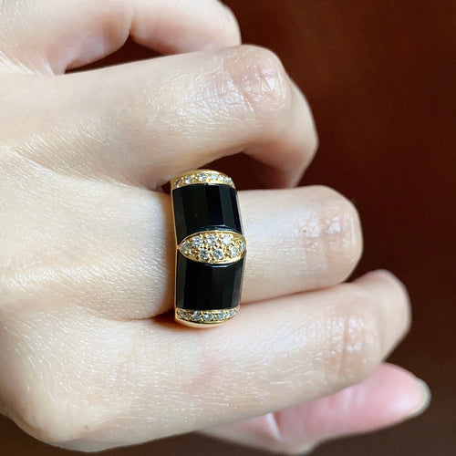 La Triomphe 18k Gold Onyx & Diamond Ring