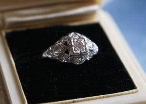 Platinum and Diamond Vintage Ring - Fine Jewelry