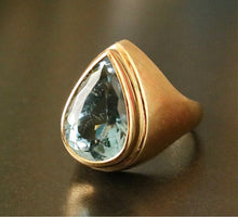 Load image into Gallery viewer, Vintage 18k Gold and Topaz Ring by Burle Marx Ring