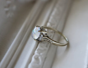 Crystal Opal and 14k Gold Vintage Ring